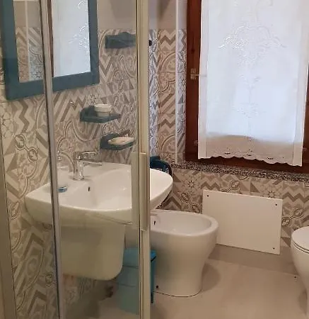 Semesterbostad Chia Villa I Pini Azzurri